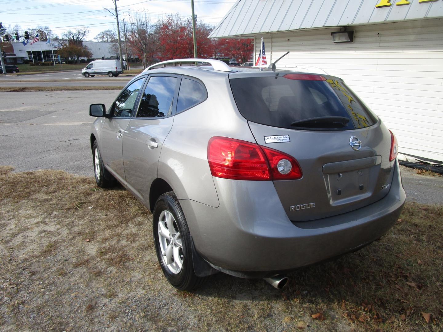 2009 Gray Nissan Rogue (JN8AS58V39W) , Automatic transmission, located at 2553 Airline Blvd, Portsmouth, VA, 23701, (757) 488-8331, 36.813889, -76.357597 - ***VEHICLE TERMS*** Down Payment: $599 Weekly Payment: $95 APR: 23.9% Repayment Terms: 42 Months *** CALL 757-488-8331 TO SCHEDULE YOUR APPOINTMENT TODAY AND GET PRE-APPROVED RIGHT OVER THE PHONE*** - Photo#7